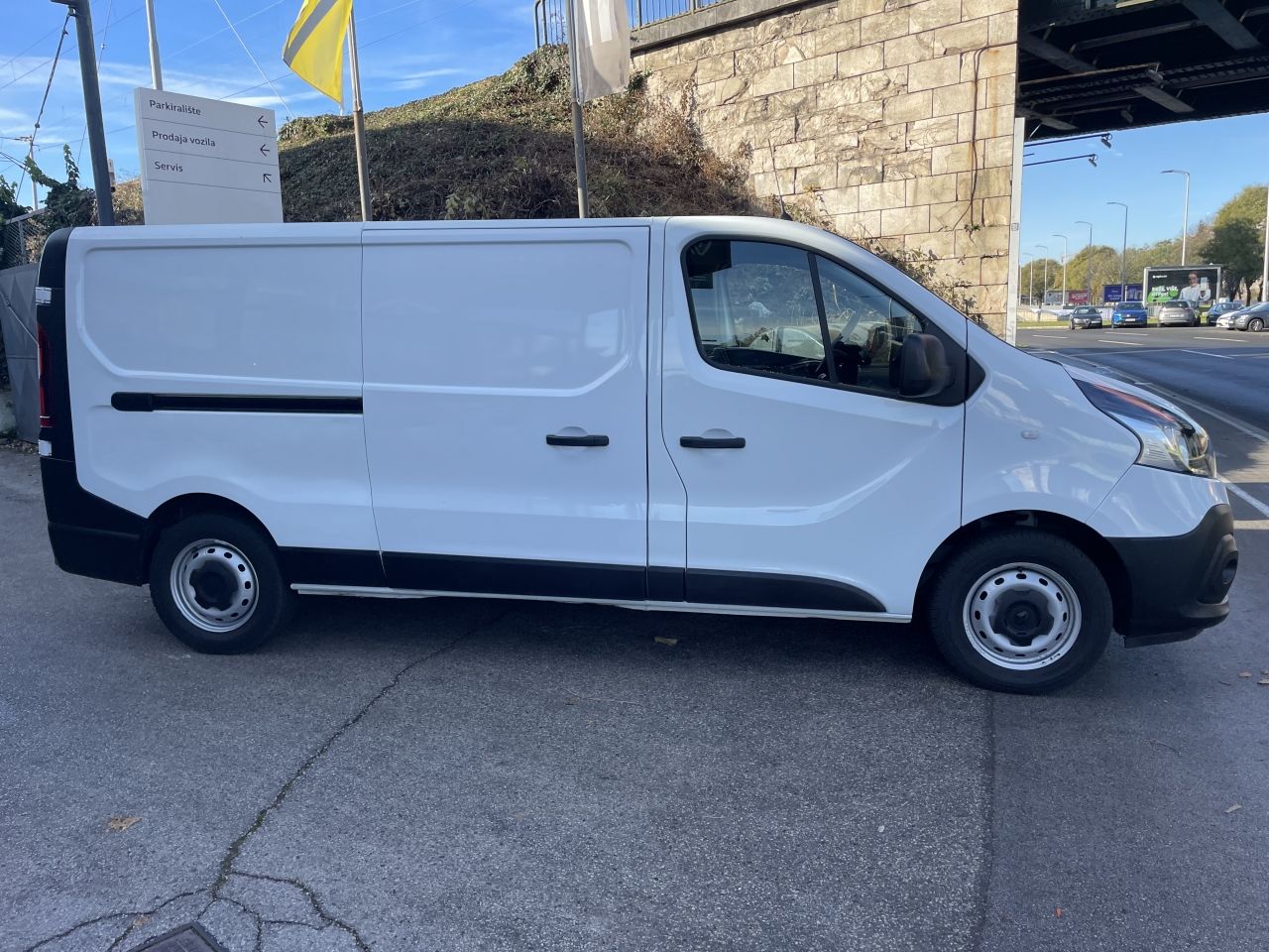 renault trafic furgon 2,0 dci 120 l2h1p2 - slika 4