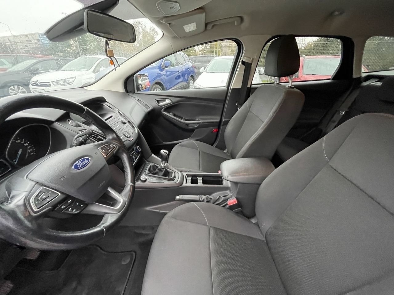 ford focus karavan 1,5 tdci business - slika 12