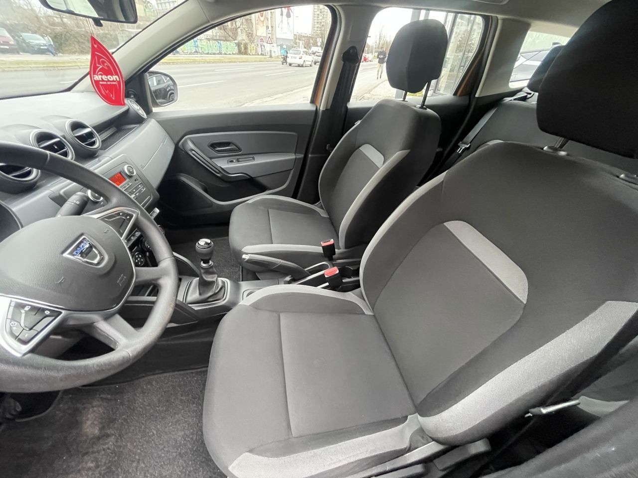 dacia duster 1,0 tce 100 eco-g essential - slika 14
