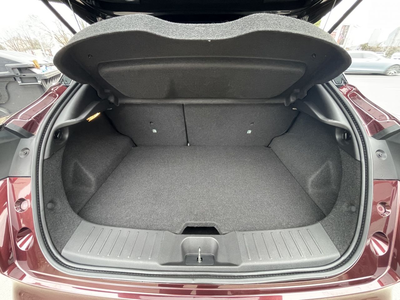 nissan juke 1,0 dig-t n-connecta dct - slika 9