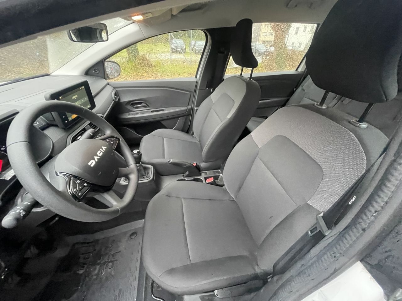 dacia jogger 1,0 tce 110 essential (5 sjedala) - slika 12