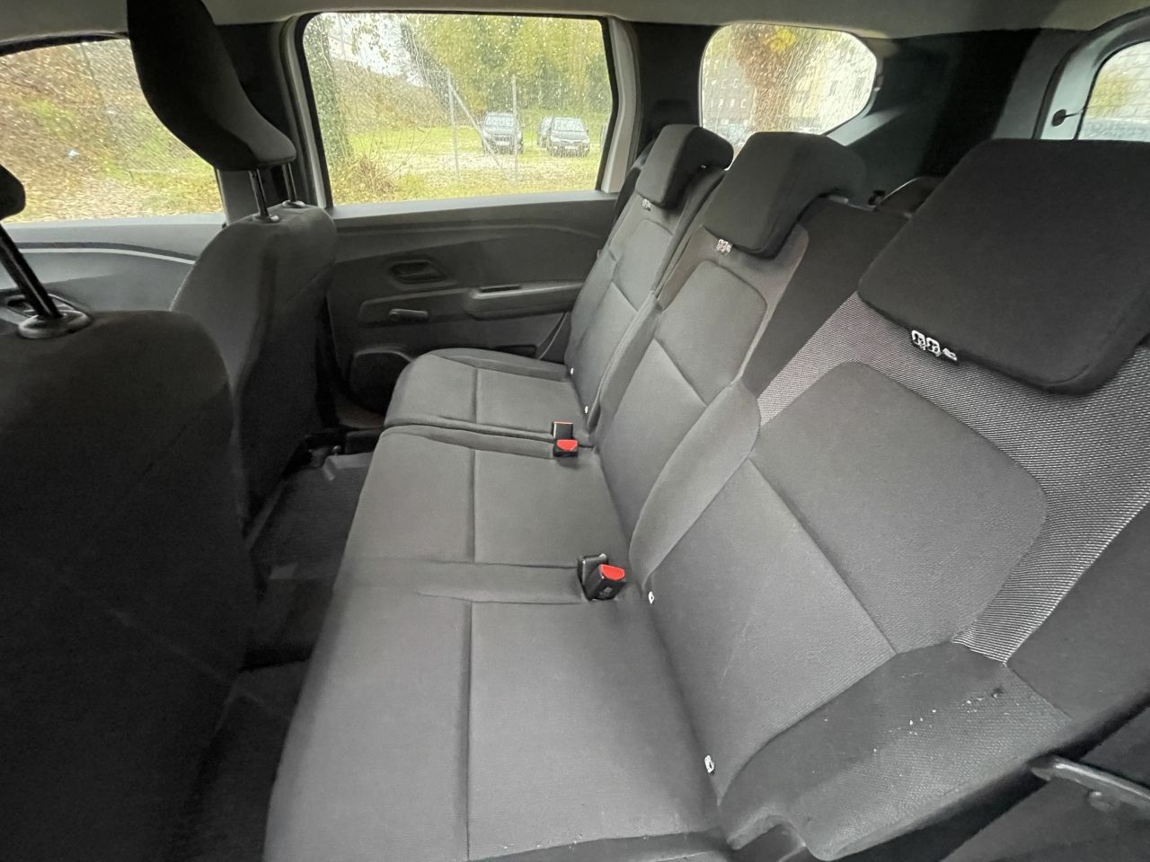 dacia jogger 1,0 tce 110 essential (5 sjedala) - slika 9