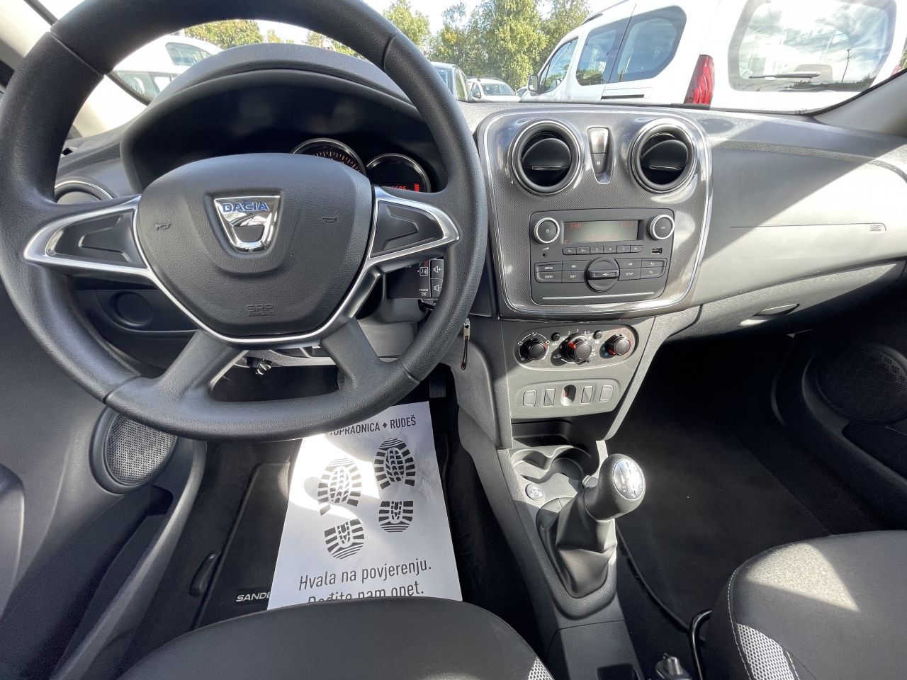 dacia sandero 1,0 tce 100 eco-g essential - slika 13