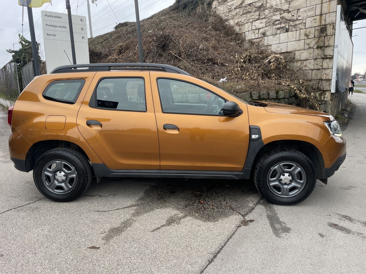 dacia duster 1,0 tce 100 eco-g essential - slika 4