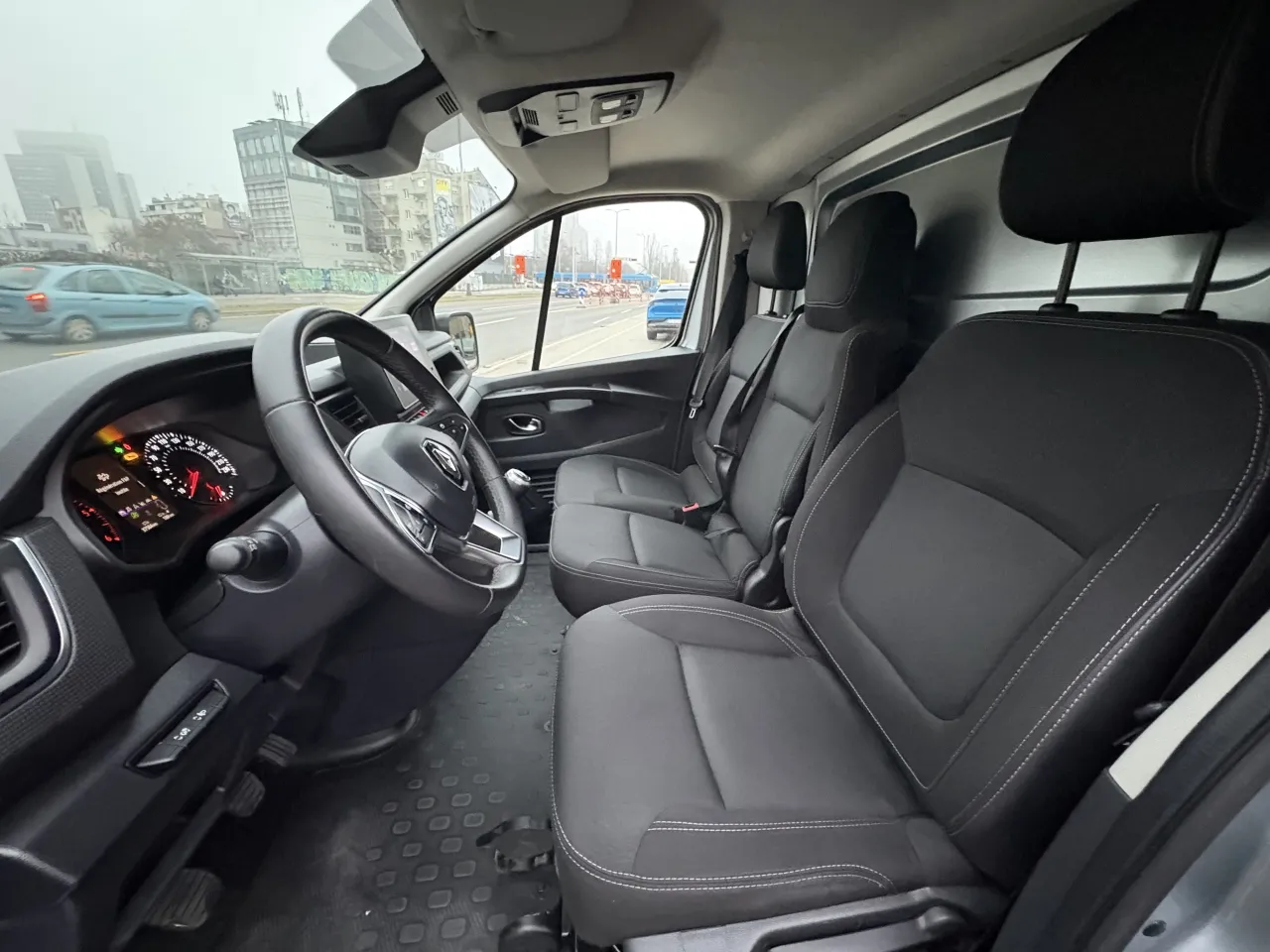 renault trafic furgon 2,0 dci 150 energy l2h1p3 - slika 5