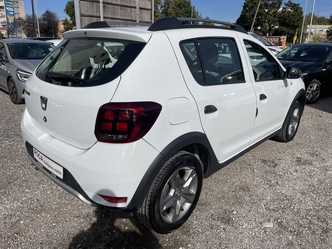 dacia sandero 1,0 tce 100 eco-g essential - slika 5
