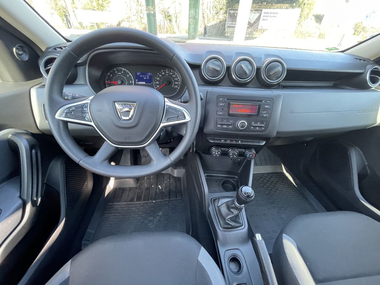 dacia duster 1,0 tce 100 eco-g essential - slika 14