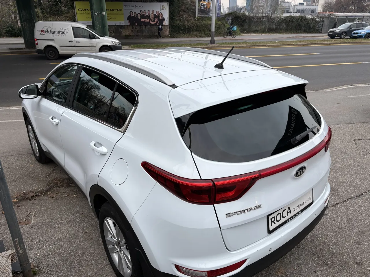 kia sportage 2wd 1,6 gdi lx urban - slika 8