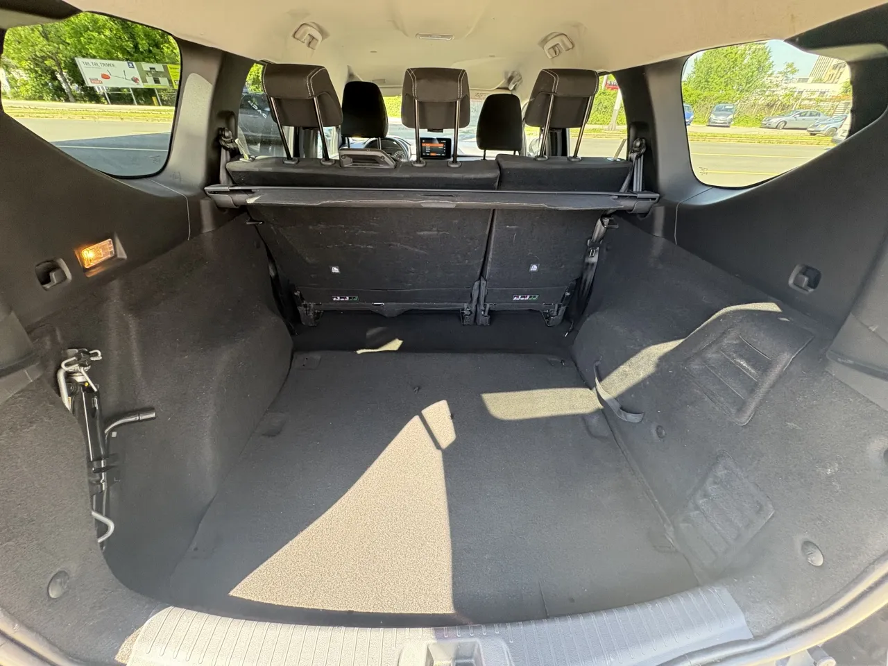 dacia jogger 1,0 tce 110 expression (5 sjedala) - slika 9