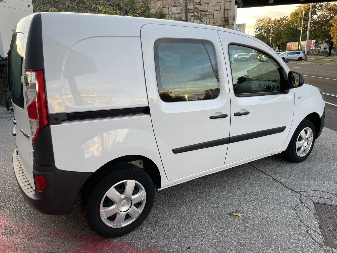 renault kangoo express furgon 1,5 dci 75 energy - slika 3