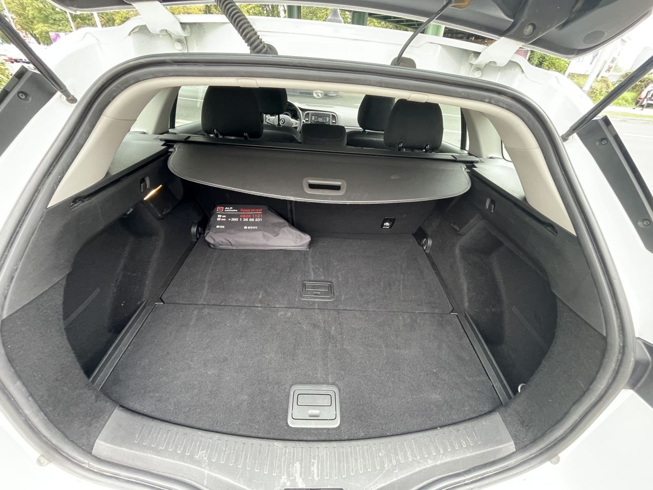 renault mégane grandtour dci 110 energy business - slika 9