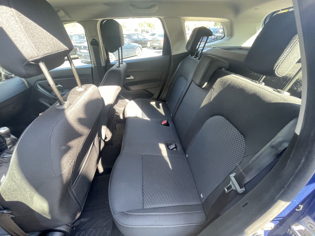 dacia duster 4x4 1,5 blue dci 115 comfort - slika 9