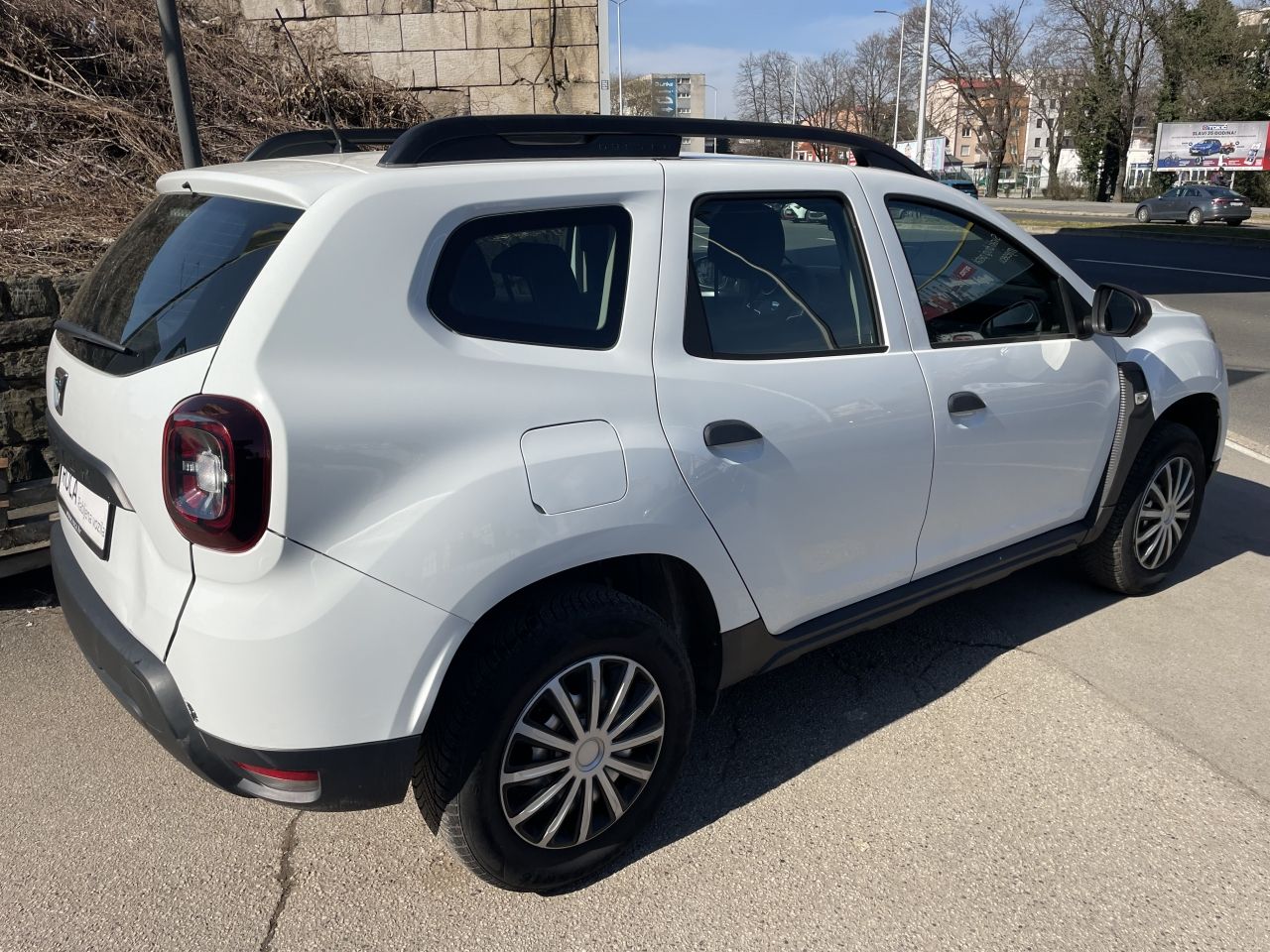dacia duster 1,0 tce 100 eco-g essential - slika 5