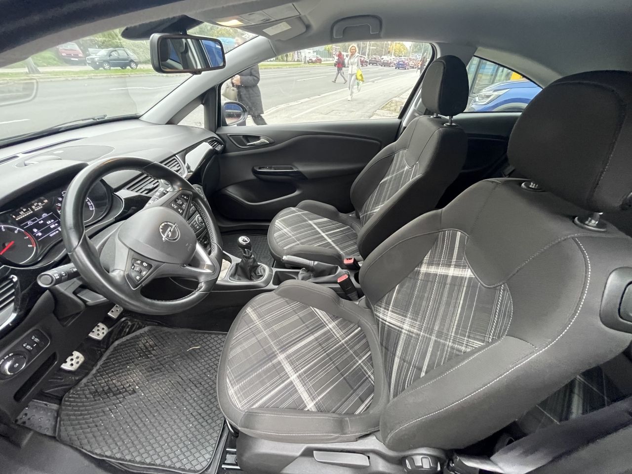 opel corsa 1,2 active - slika 9