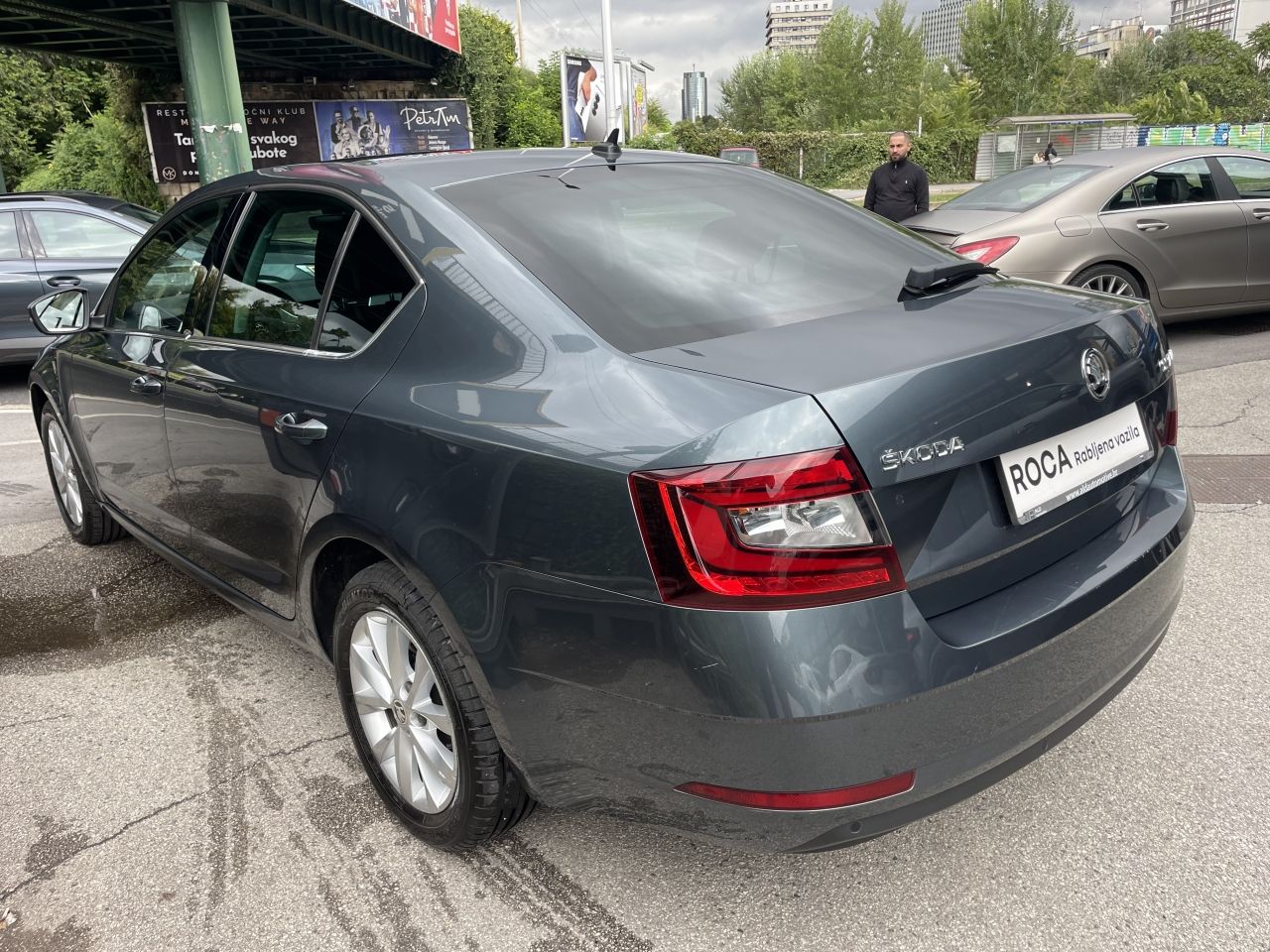 škoda octavia 1,6 tdi style - slika 4