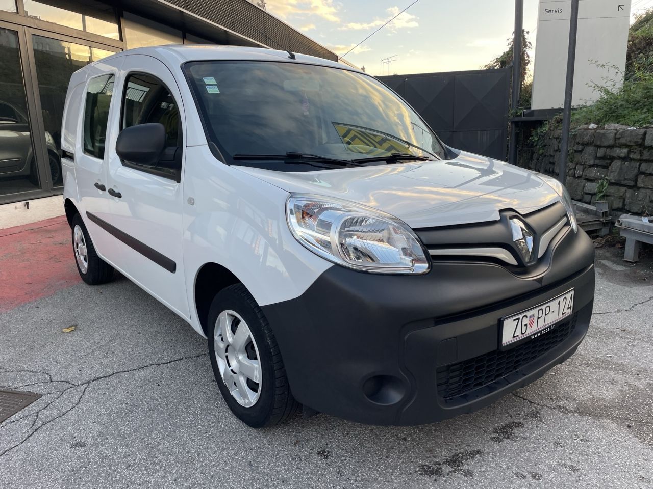 renault kangoo express furgon 1,5 dci 75 energy - slika 2
