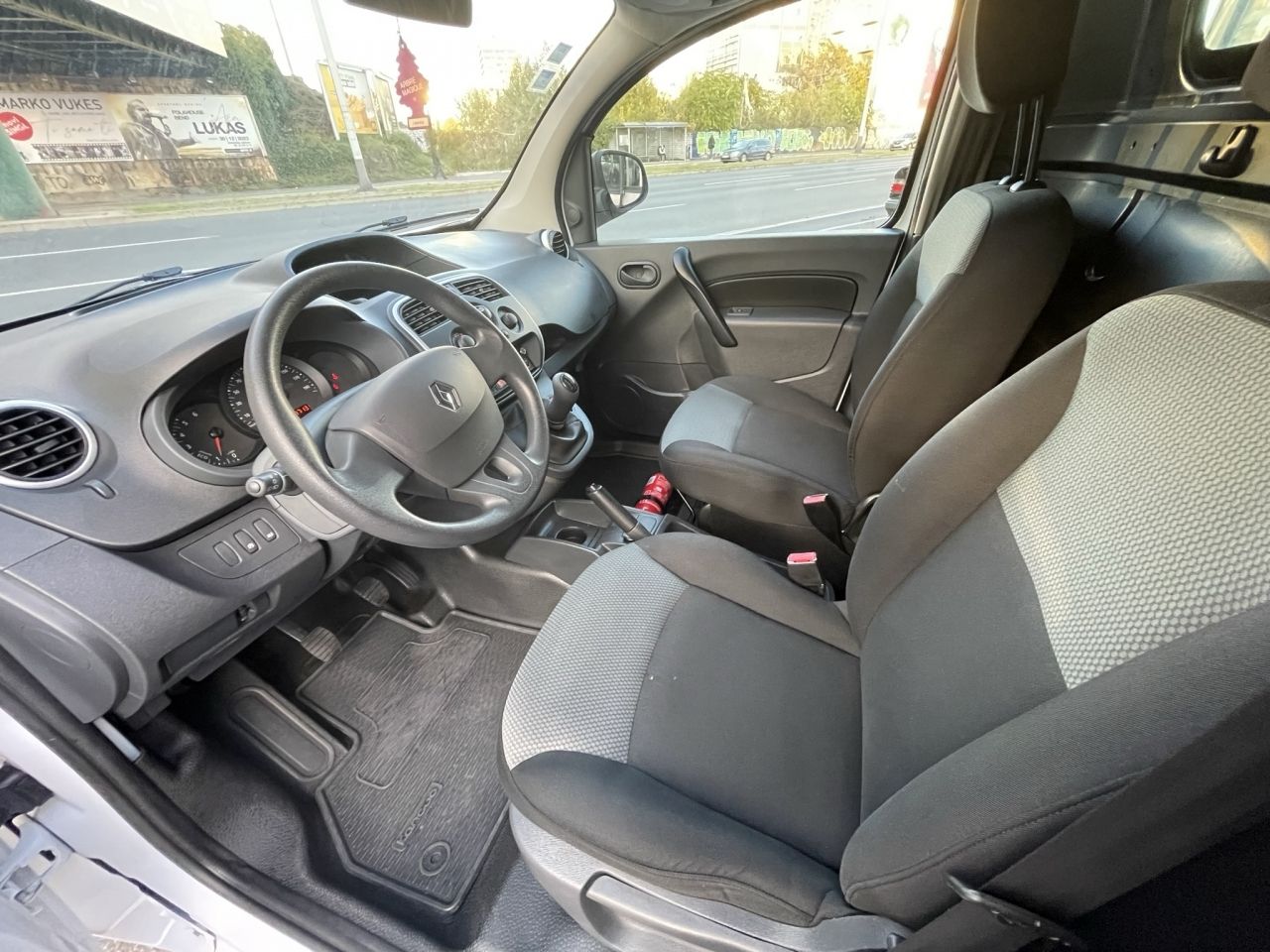 renault kangoo express furgon 1,5 dci 75 energy - slika 11