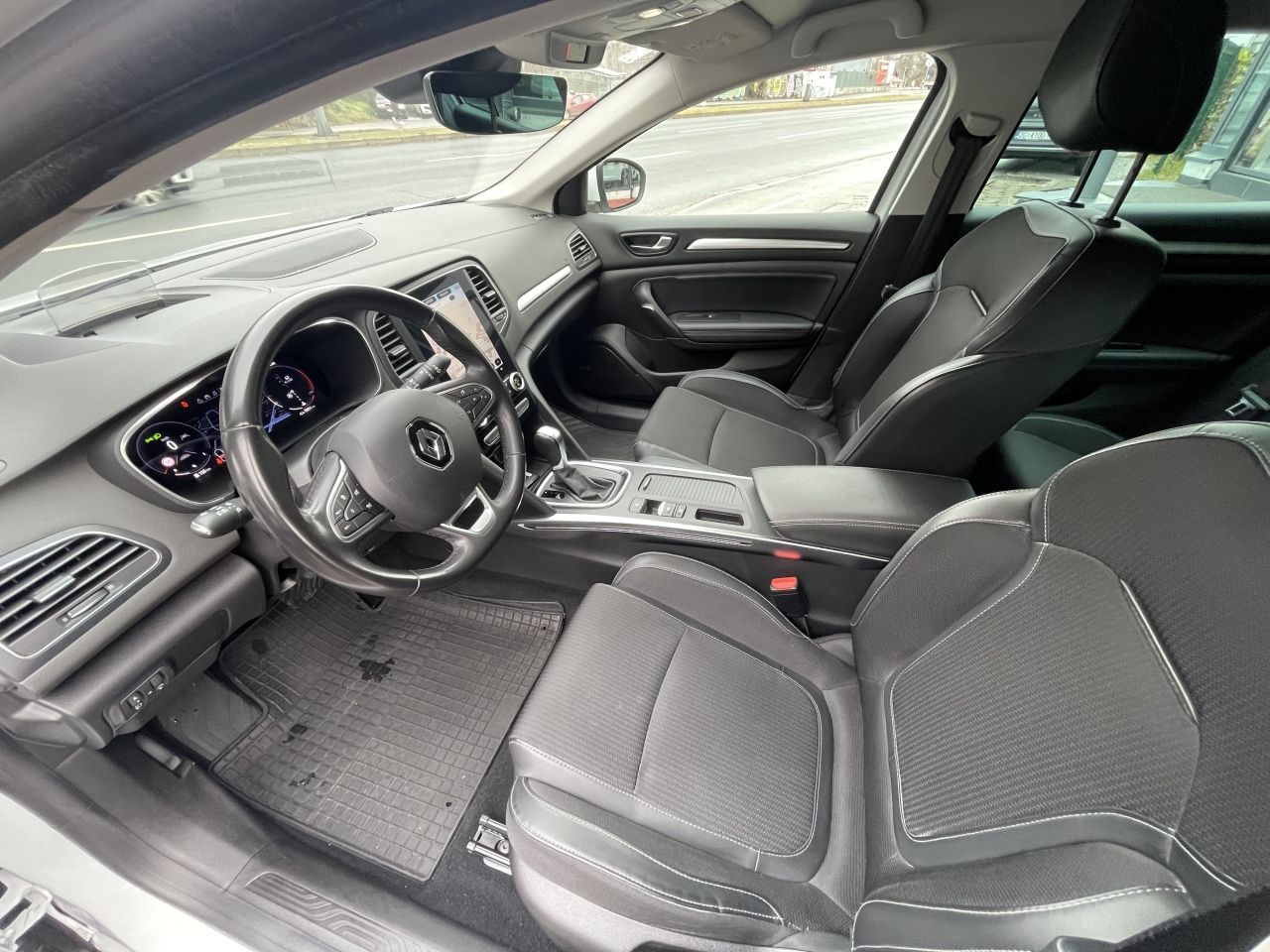 renault mégane grandtour blue dci 115 editon one edc - slika 20