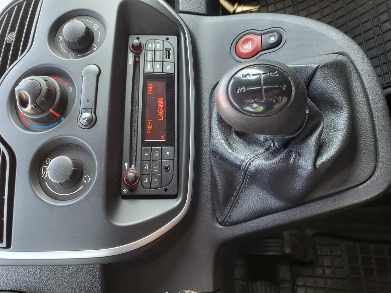 renault kangoo express maxi furgon 1,5 dci 90 energy - slika 13