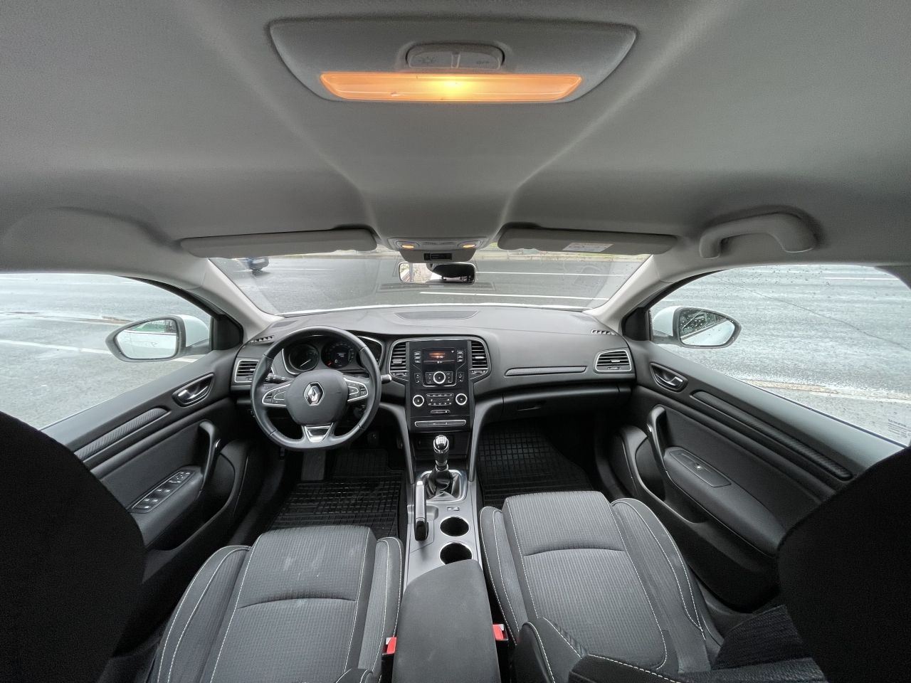 renault mégane berline blue dci 95 business - slika 8