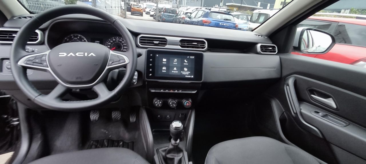 dacia duster 1,3 tce 130 expression - slika 4
