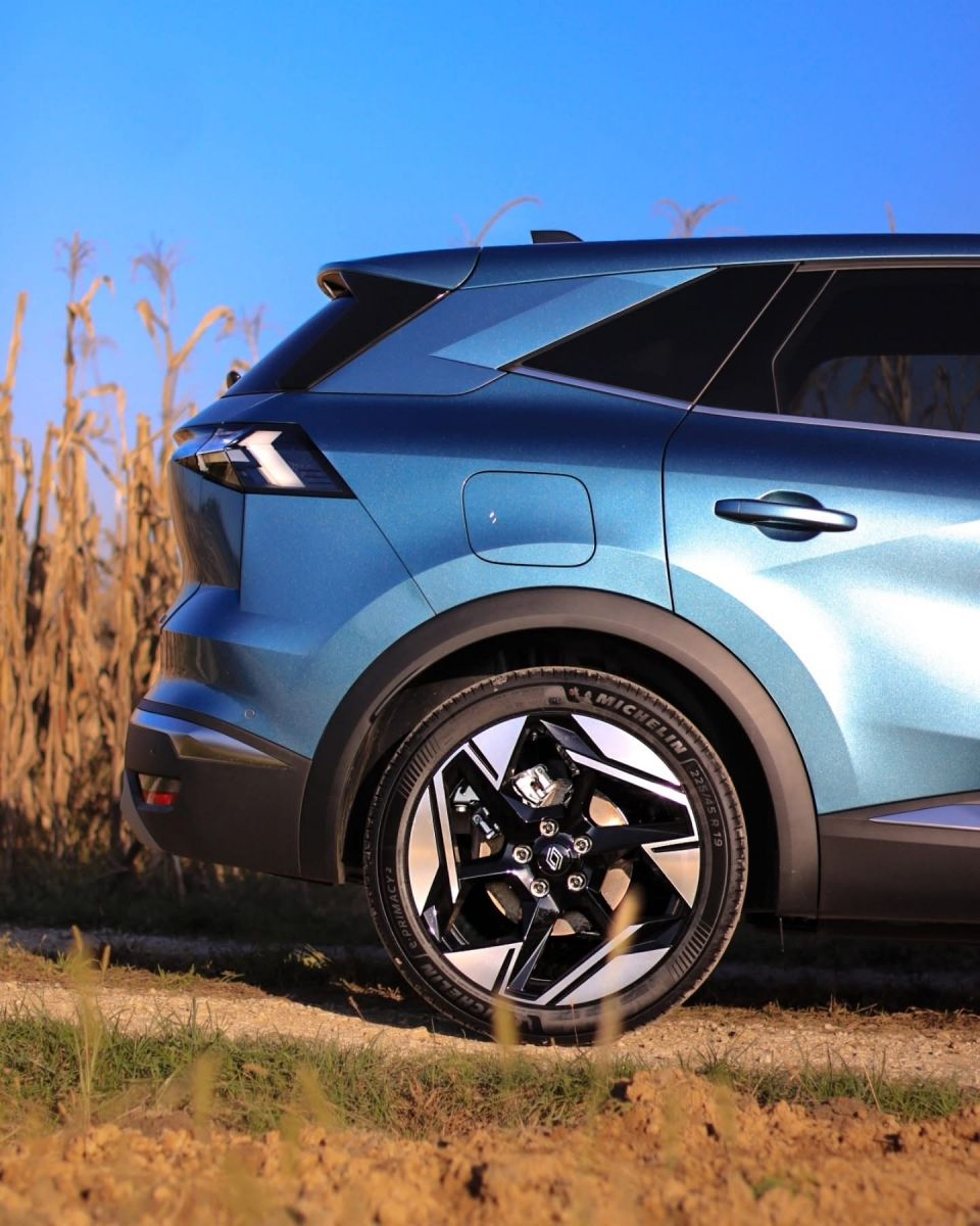renault symbioz e-tech 145 iconic aut. - slika 2