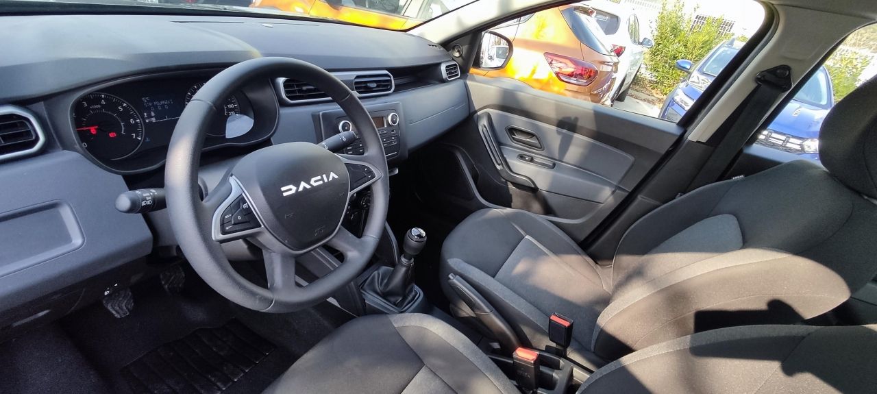 dacia duster 1,0 tce 90 essential - slika 3