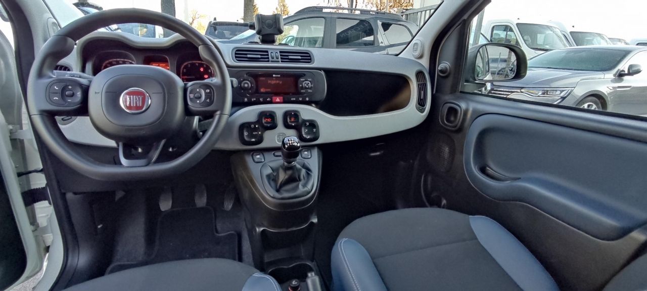 fiat panda 1,0 bsg hybrid city cross - slika 4