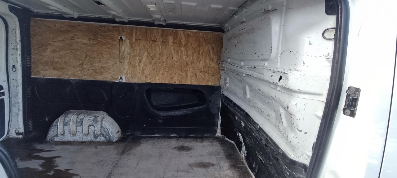 renault trafic furgon 1,6 dci 120 l1h1p2 **pdv u cijeni** - slika 5