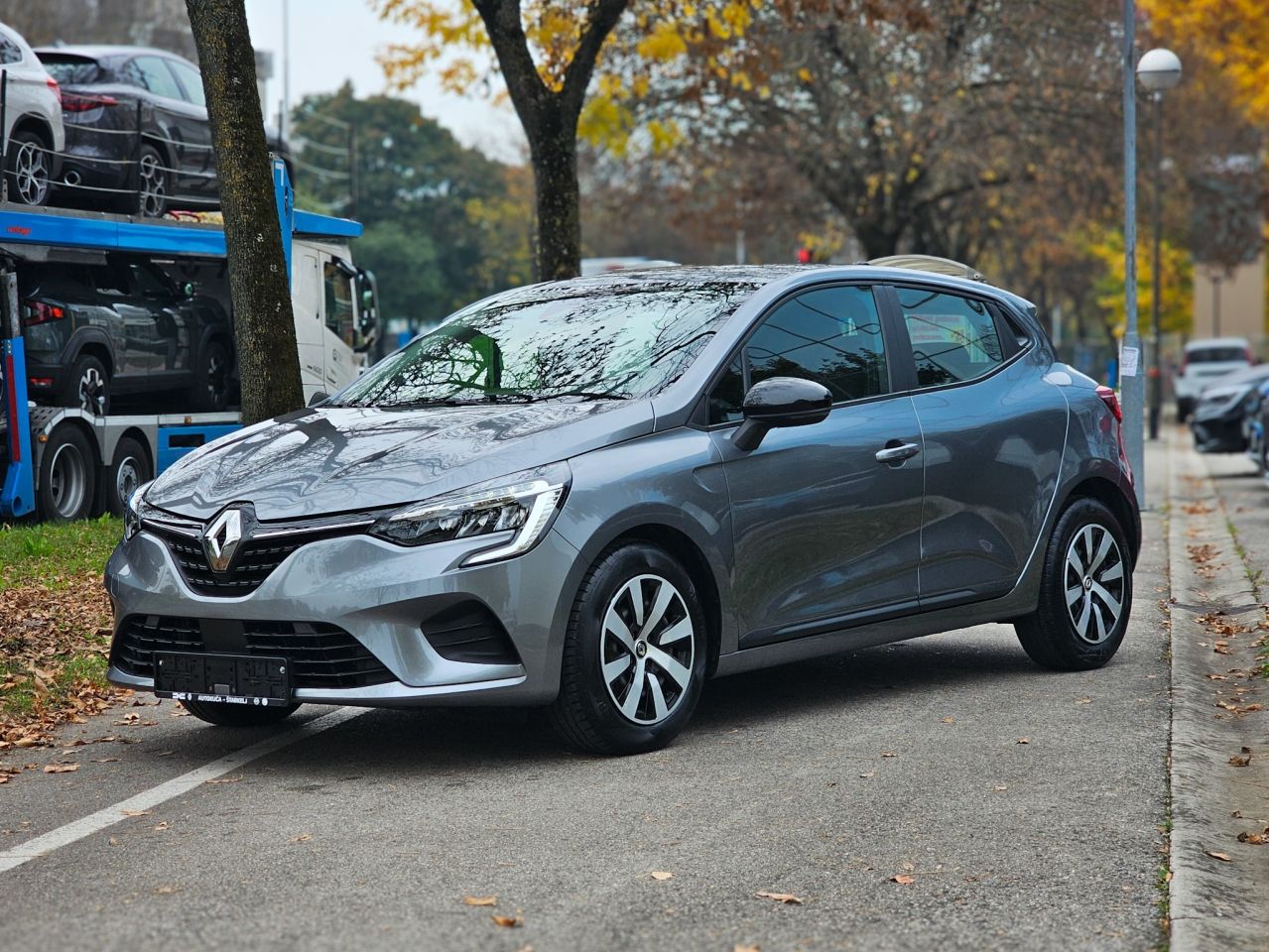 Renault Clio TCe 90 Equilibre - Zagreb