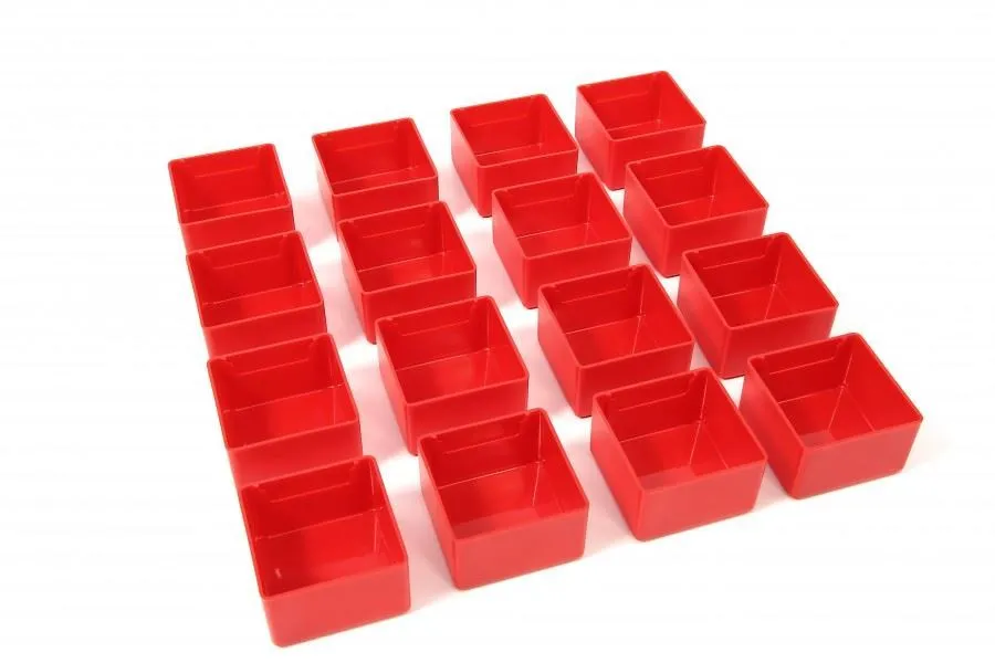 plastična kutijica 75 x 75 x 45 mm - slika 1