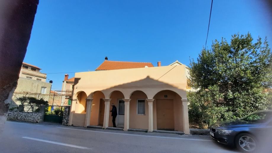 !!kuća u centru s vrtom,170m2! (prodaja) - slika 20