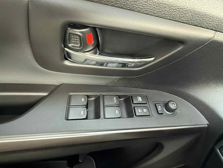 s-cross 1,4 hyb automatik glx elegance 2wd - dostupno odmah!!! - slika 14