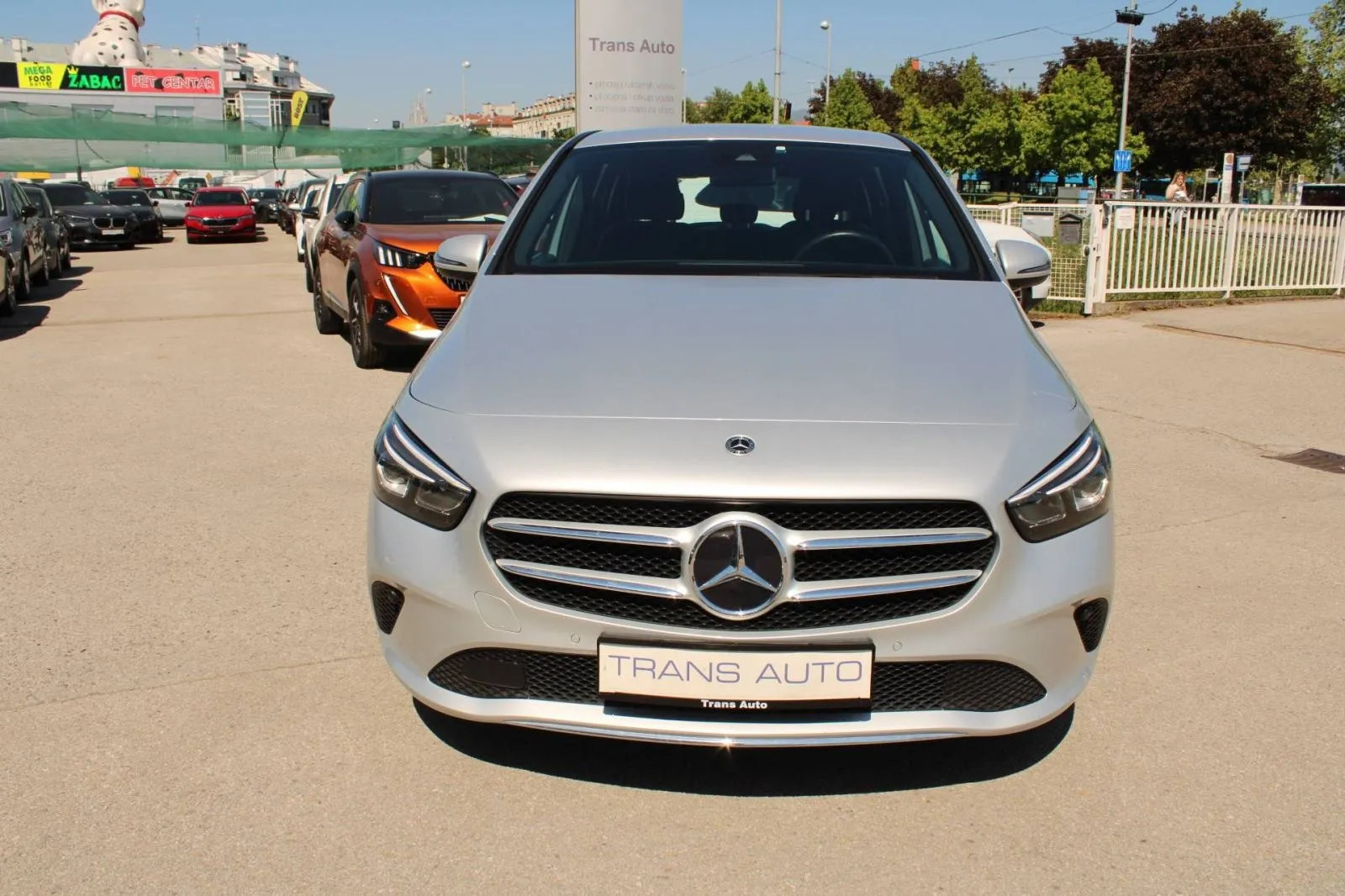 mercedes-benz klasa b 180d automatik *led, navigacija, kamera* - slika 2