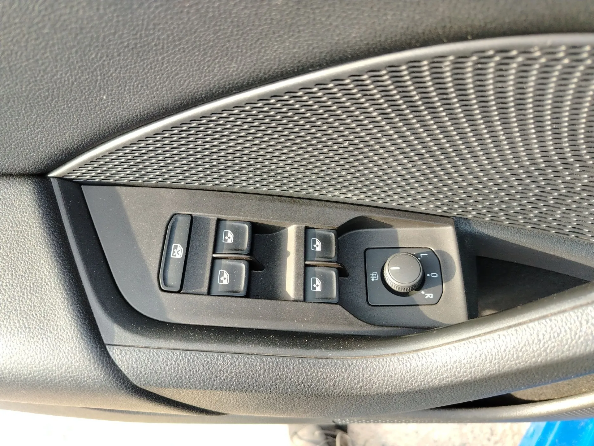škoda octavia 2.0 tdi dsg 4x4 ambition - slika 20