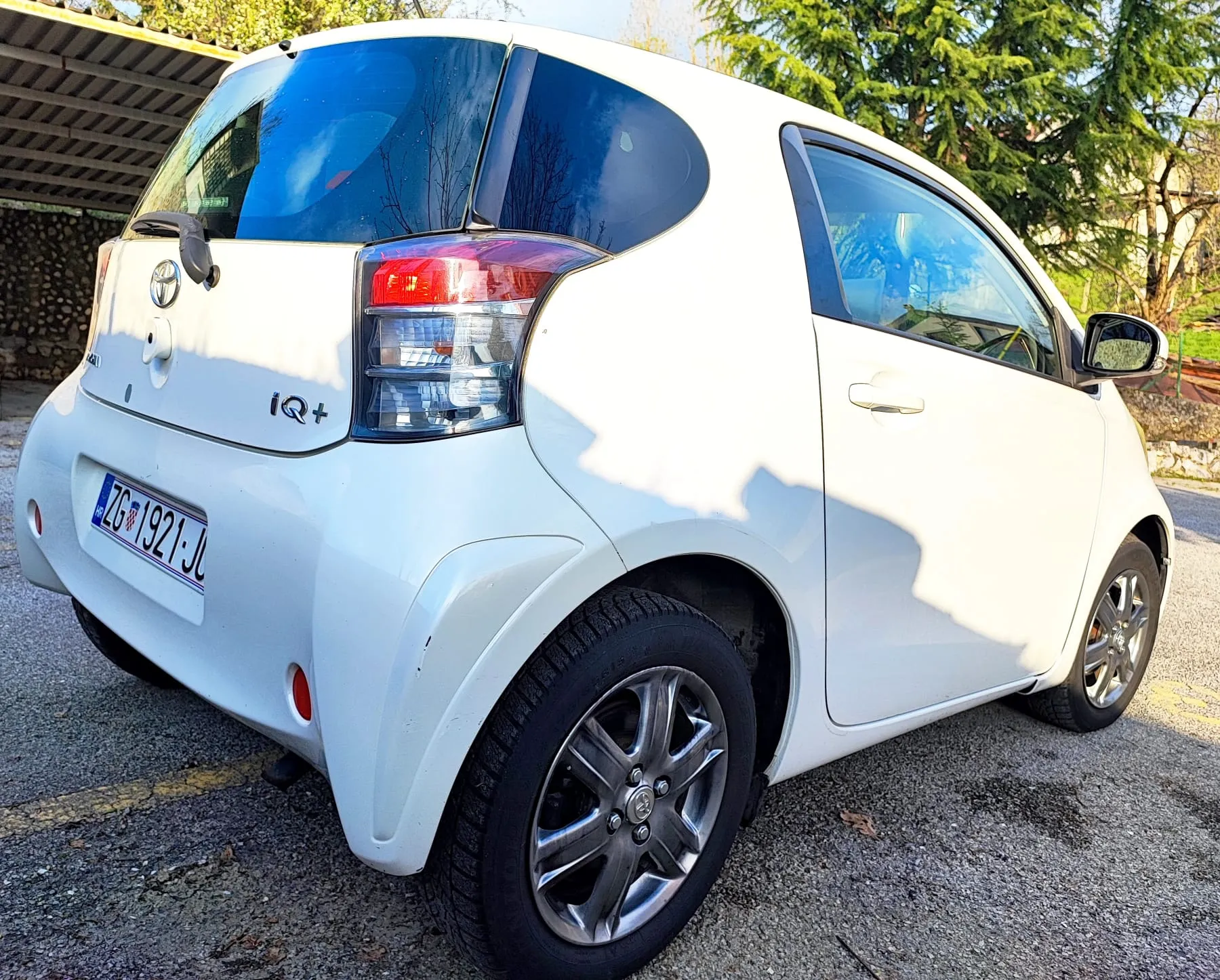 toyota iq+ - slika 10