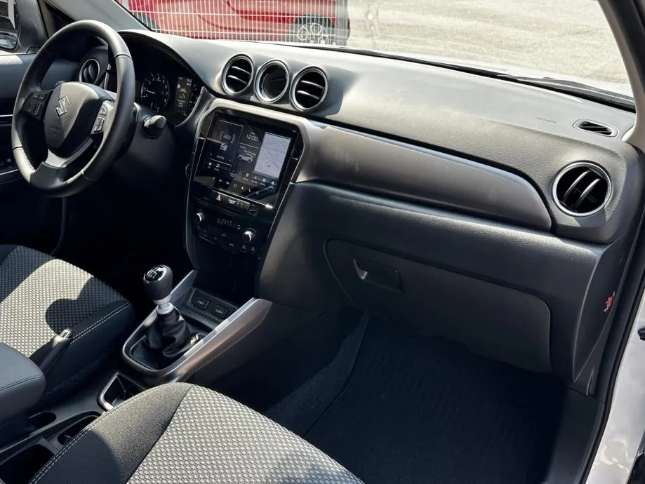 suzuki vitara 1.4 hybrid gl+ 2wd - facelift model !!! - slika 9