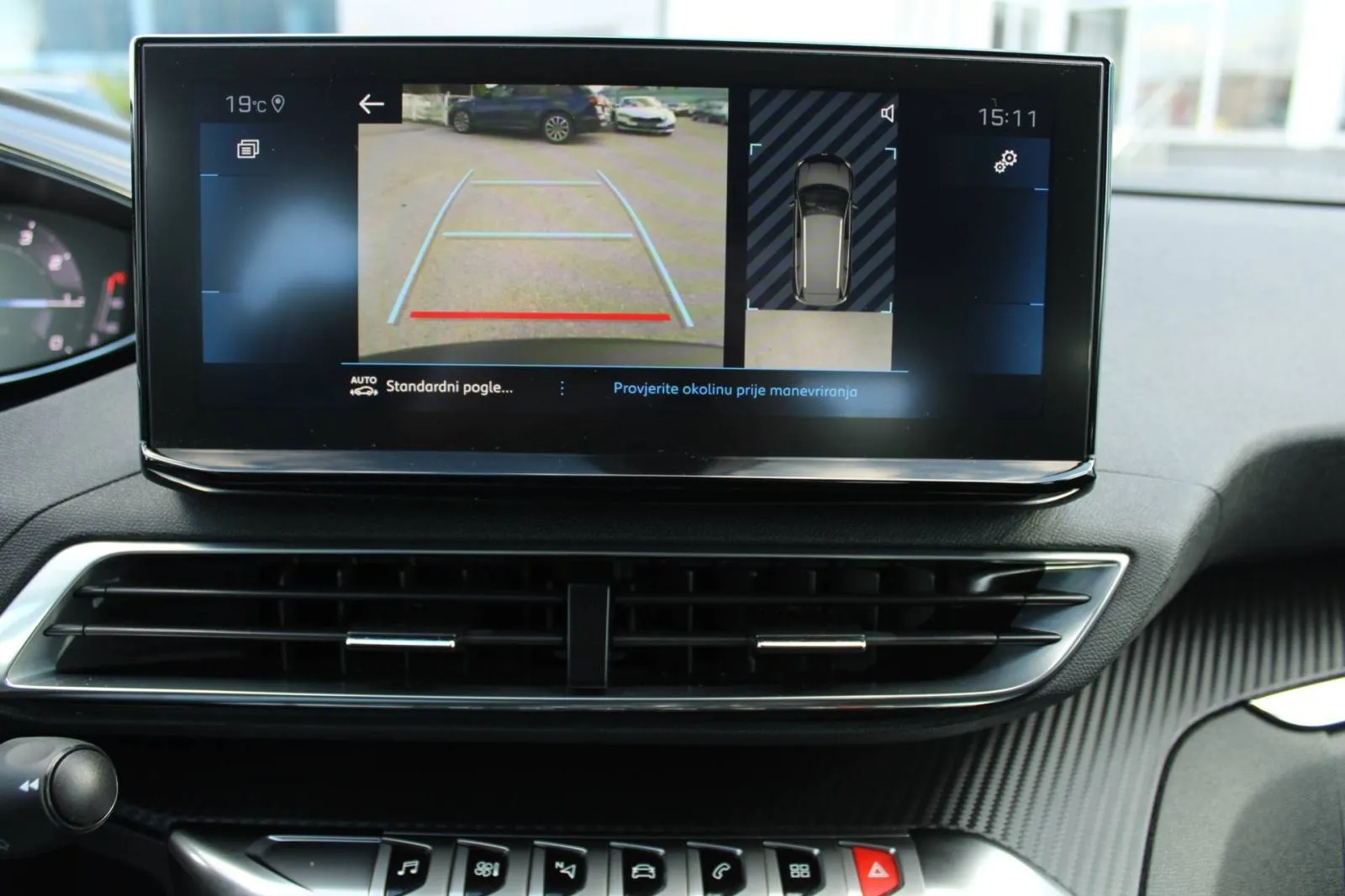 peugeot 5008 1.2 puretech automatik 7 sjedala *led, navigacija, kamera - slika 19