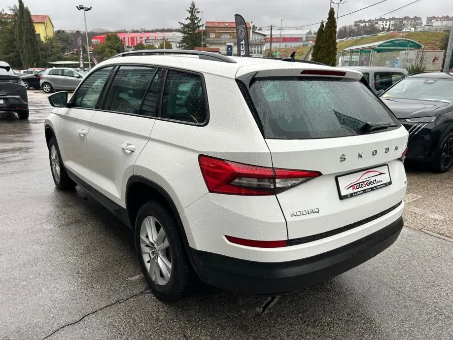 škoda kodiaq 2,0 tdi dsg 4x4 - 100.000km - garancija - reg 1god!! - slika 5