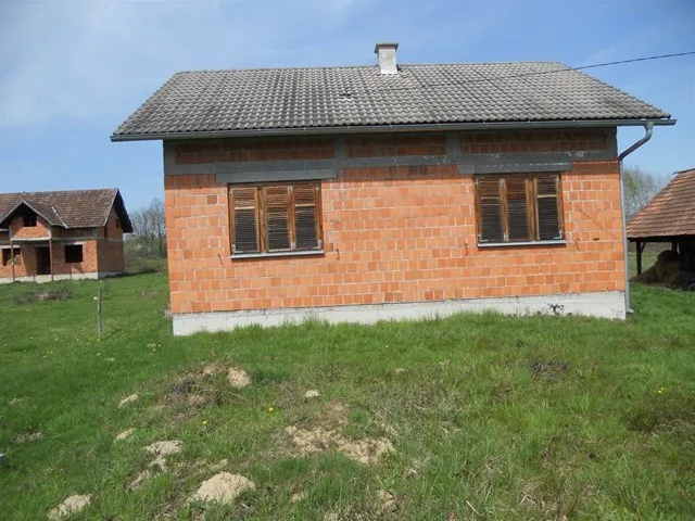 kuća topusko (batinova kosa), 56m2, 2-sobna - slika 2