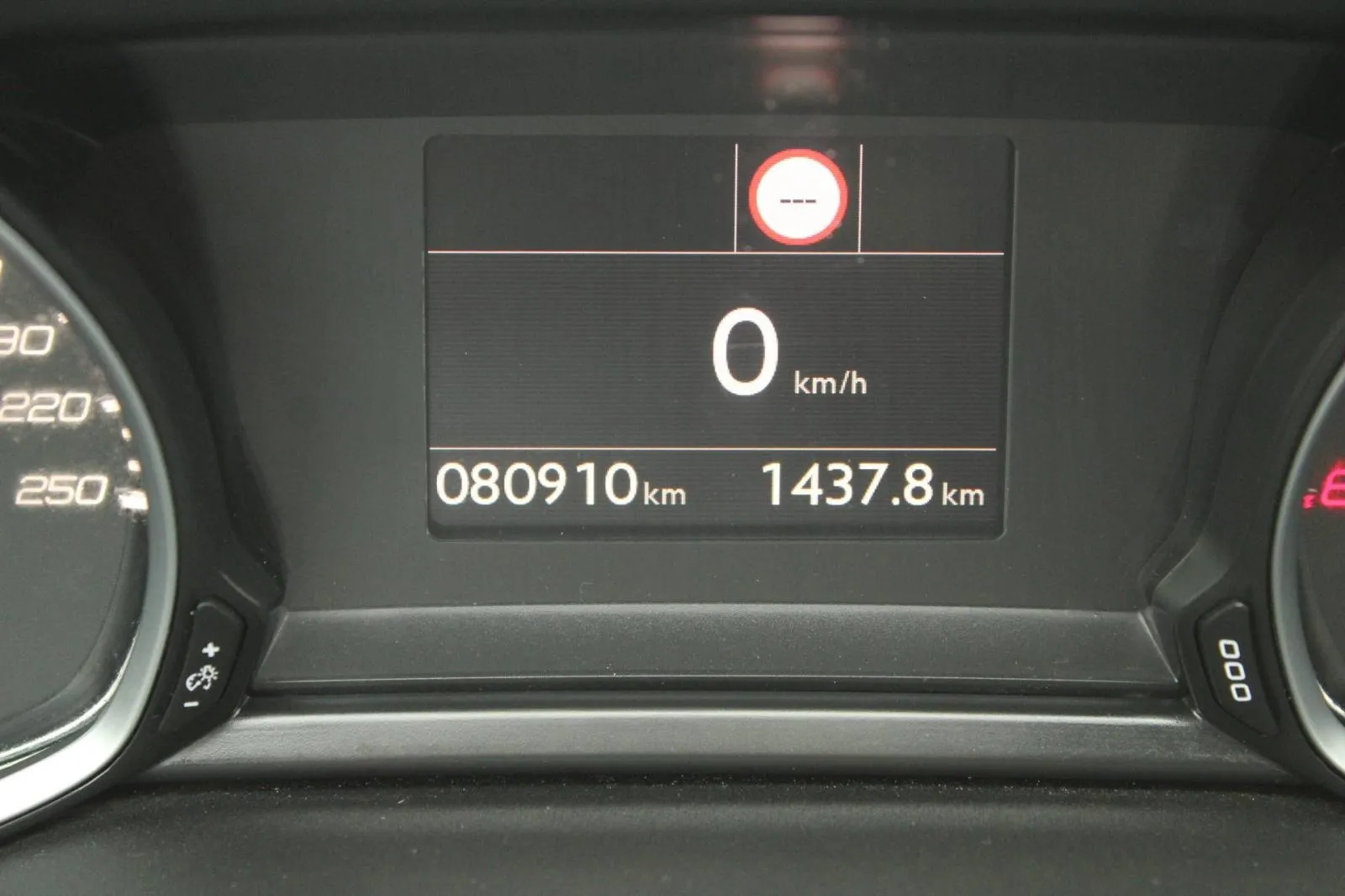 peugeot 308 sw 1.5 hdi *navigacija* - slika 24
