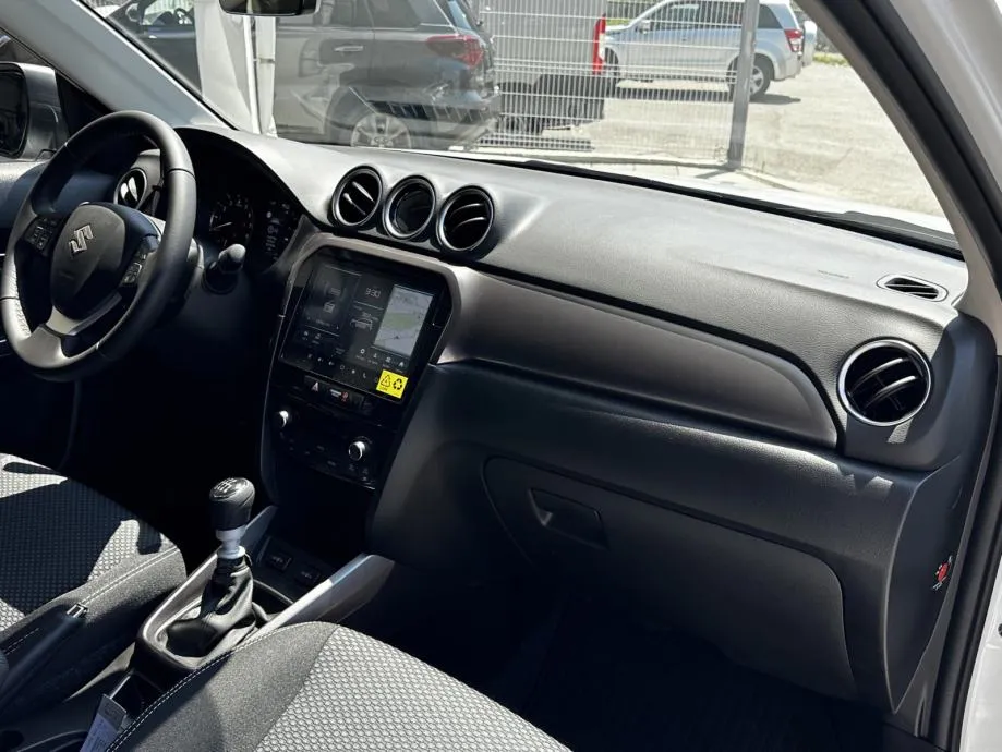 suzuki vitara 1.4 hybrid gl+ 2wd - facelift model - dostupno odmah!!! - slika 9