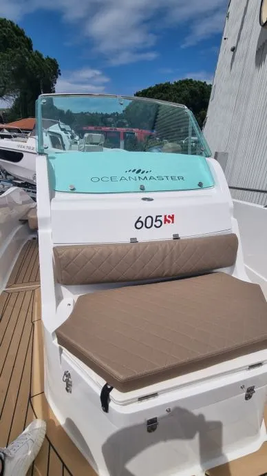 ocean master 605s + suzuki 140 ks (bijela kapa motora) - slika 4