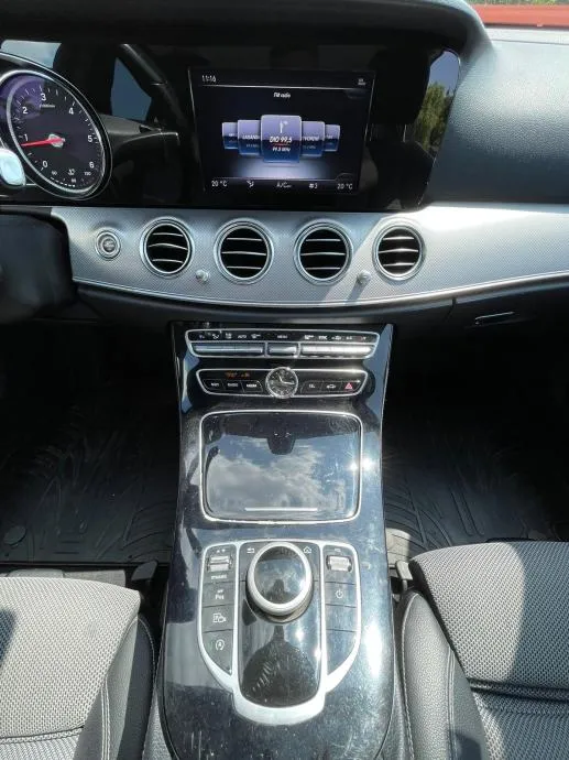 mercedes-benz e-klasa 220 d • 2016.g. • navi • automatik • leasing • - slika 8