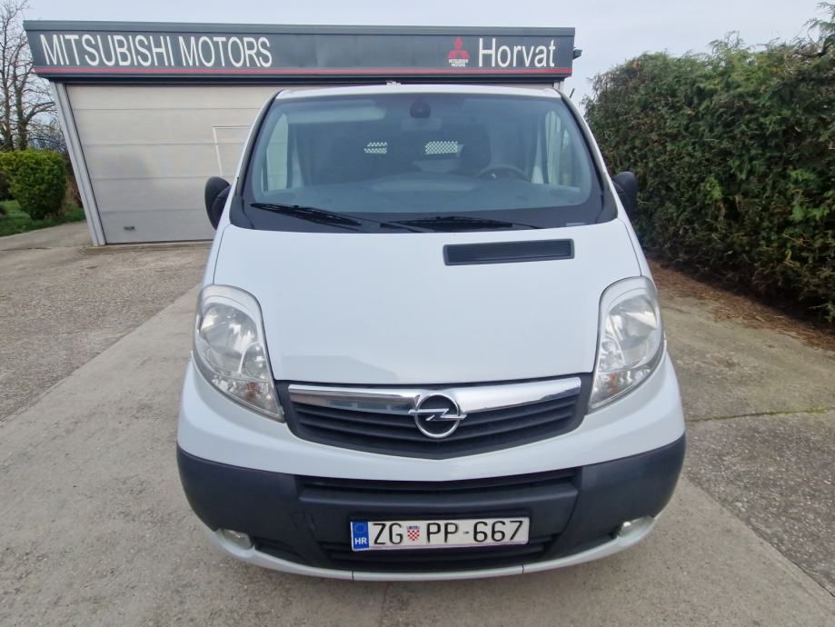 opel vivaro 2. cdti tempomat klima navi kuka pocinčan kartice 36 mj - slika 16