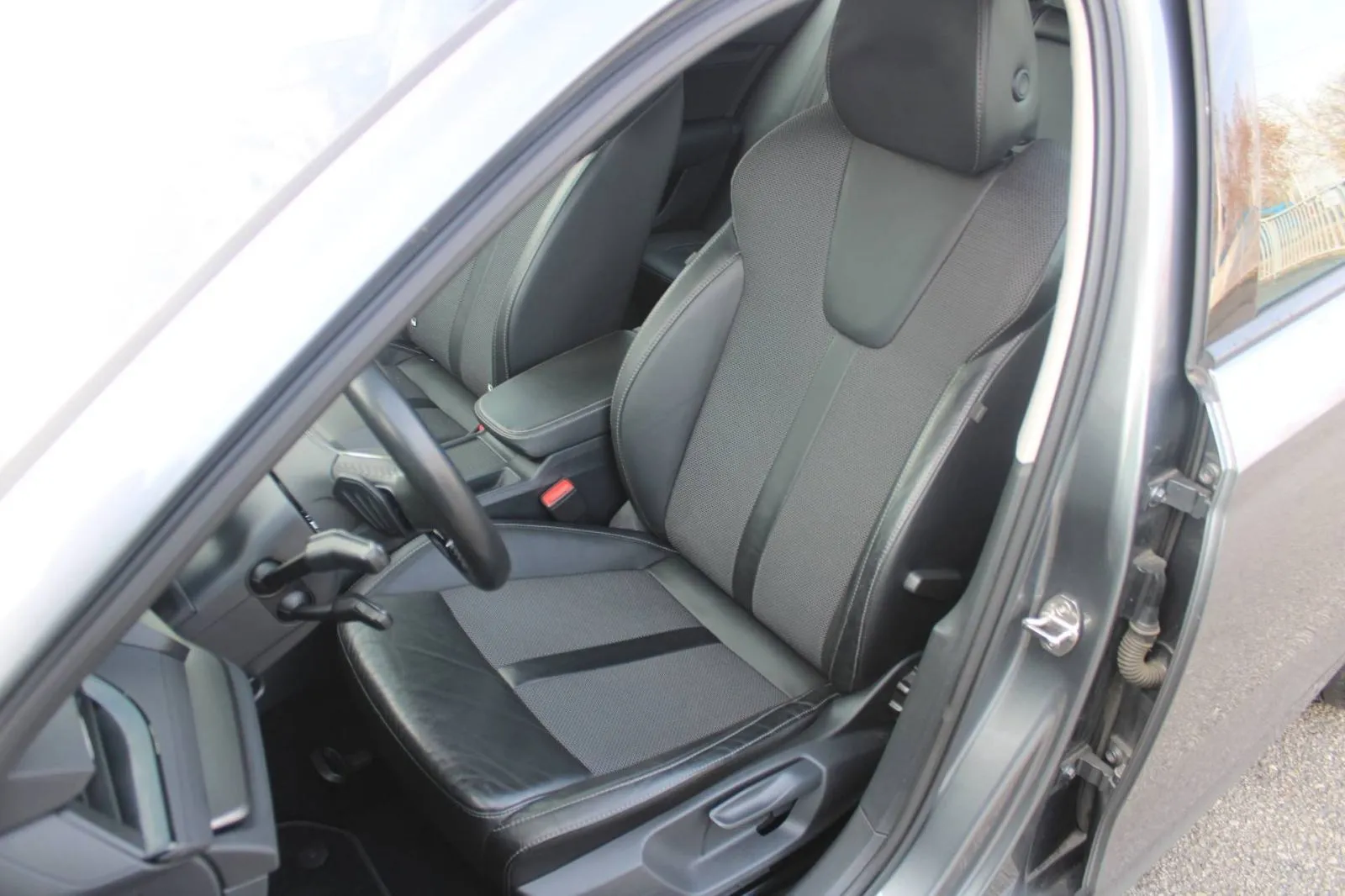 škoda octavia combi 2.0 tdi dsg 150ks *led, navigacija* - slika 10