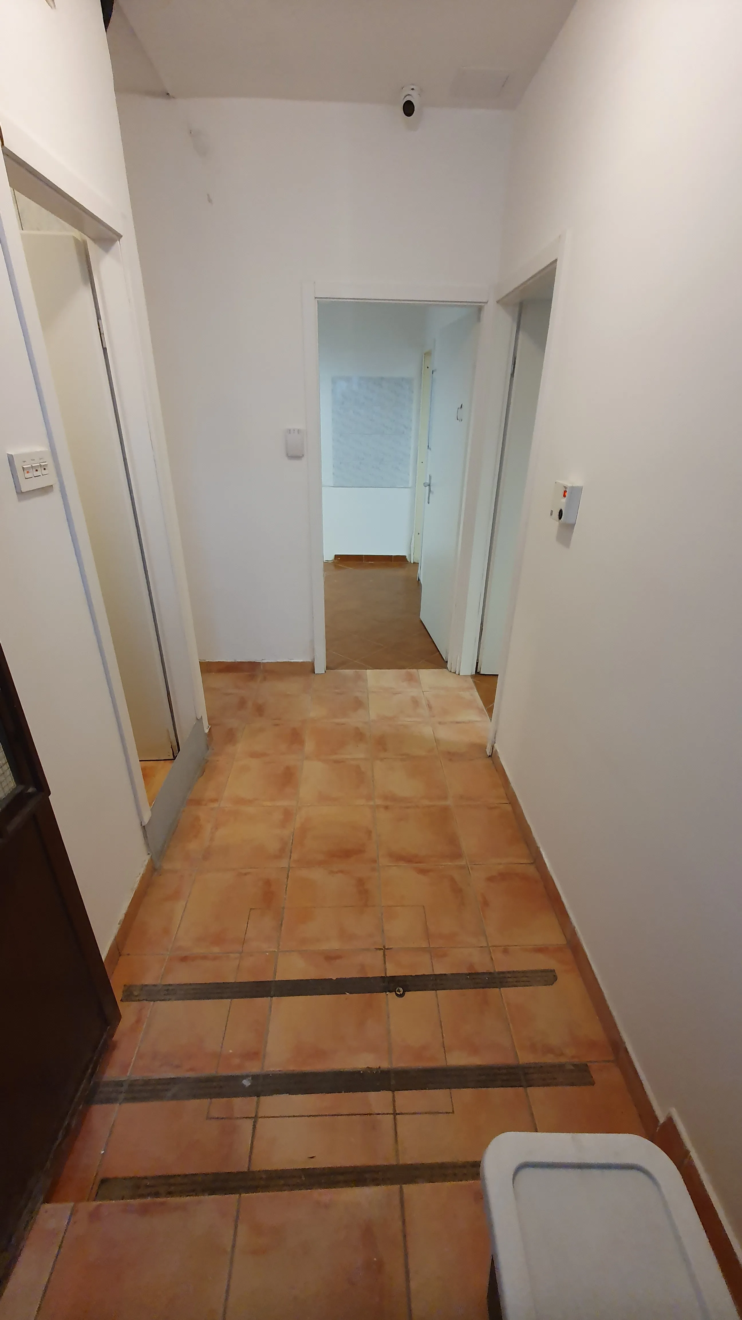 poslovni prostor 50m2 malešnica - slika 2