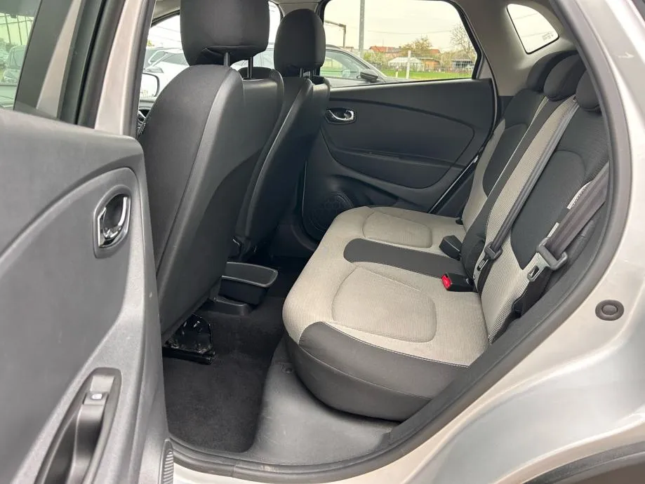 renault captur 0.9 tce 2016.,veliki servis, navi, park senz, led, alu - slika 13