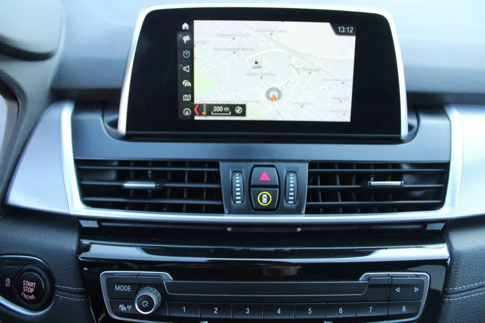 bmw serija 2 gran tourer 218i automatik m-paket *led, navigacija, kame - slika 16
