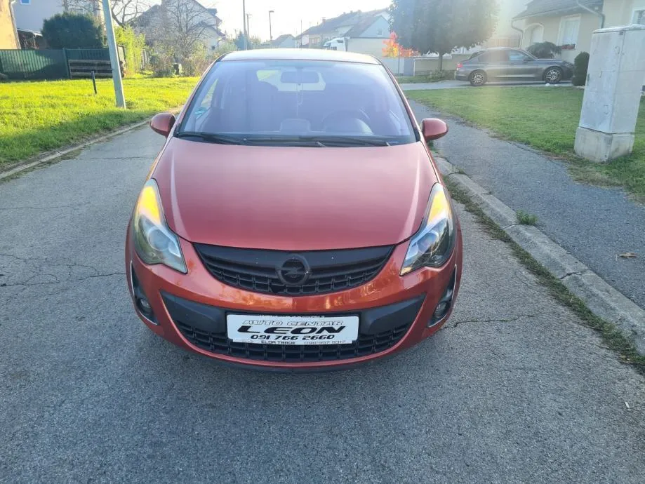 opel corsa 1,7 cdti,2011 god, 250000 km ,kartice - slika 2
